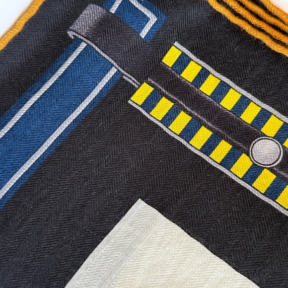 NEW  HERMES Lettres Equestres 100% Cashmere Shawl 140 Scarf w/ Receipt - Picture 9 of 13